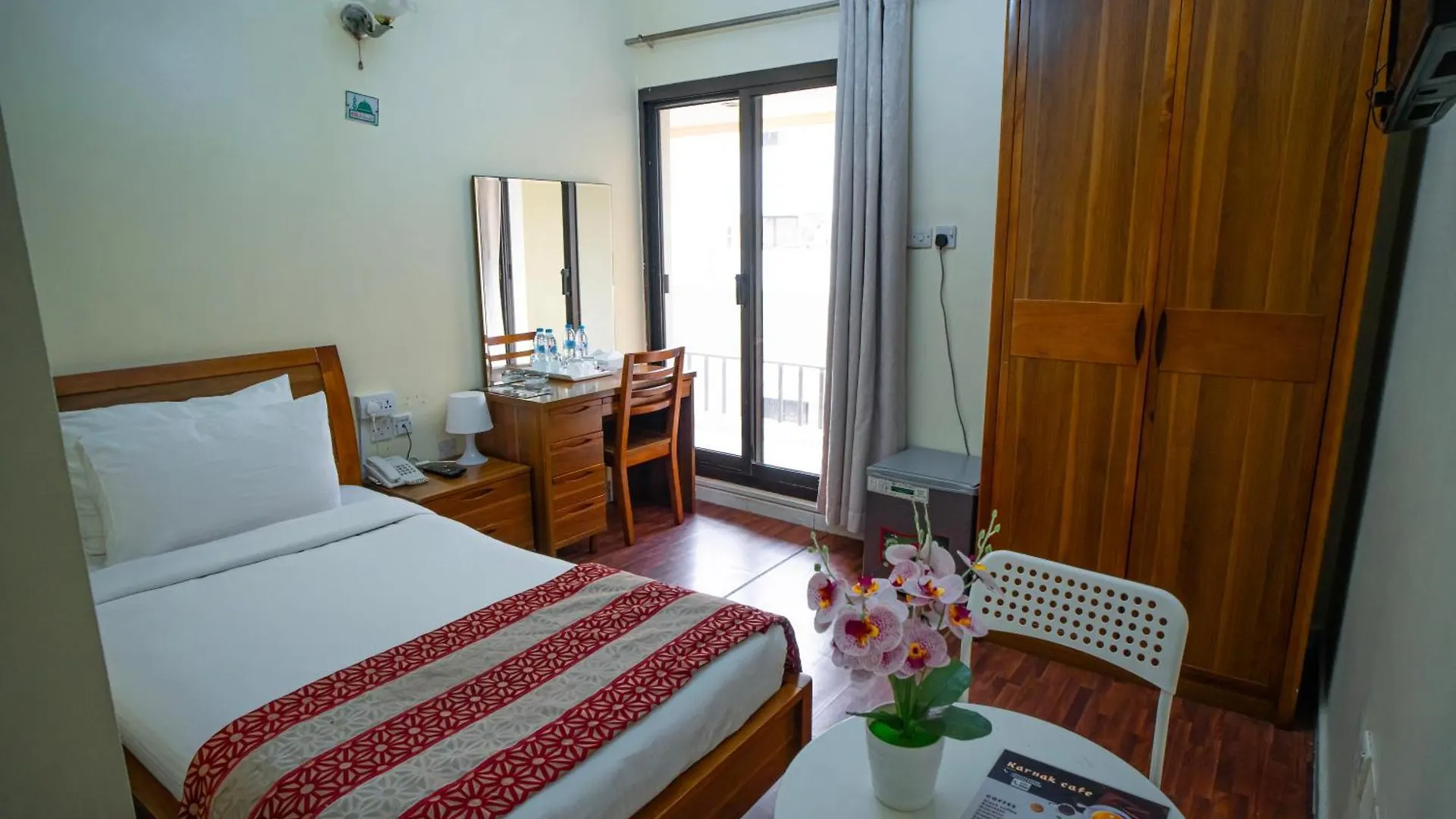Al Karnak Hotel location