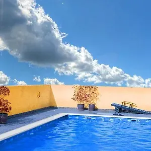 4* Aparthotel Icon