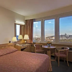 hotel-budapest.inbudapesthotels.com/