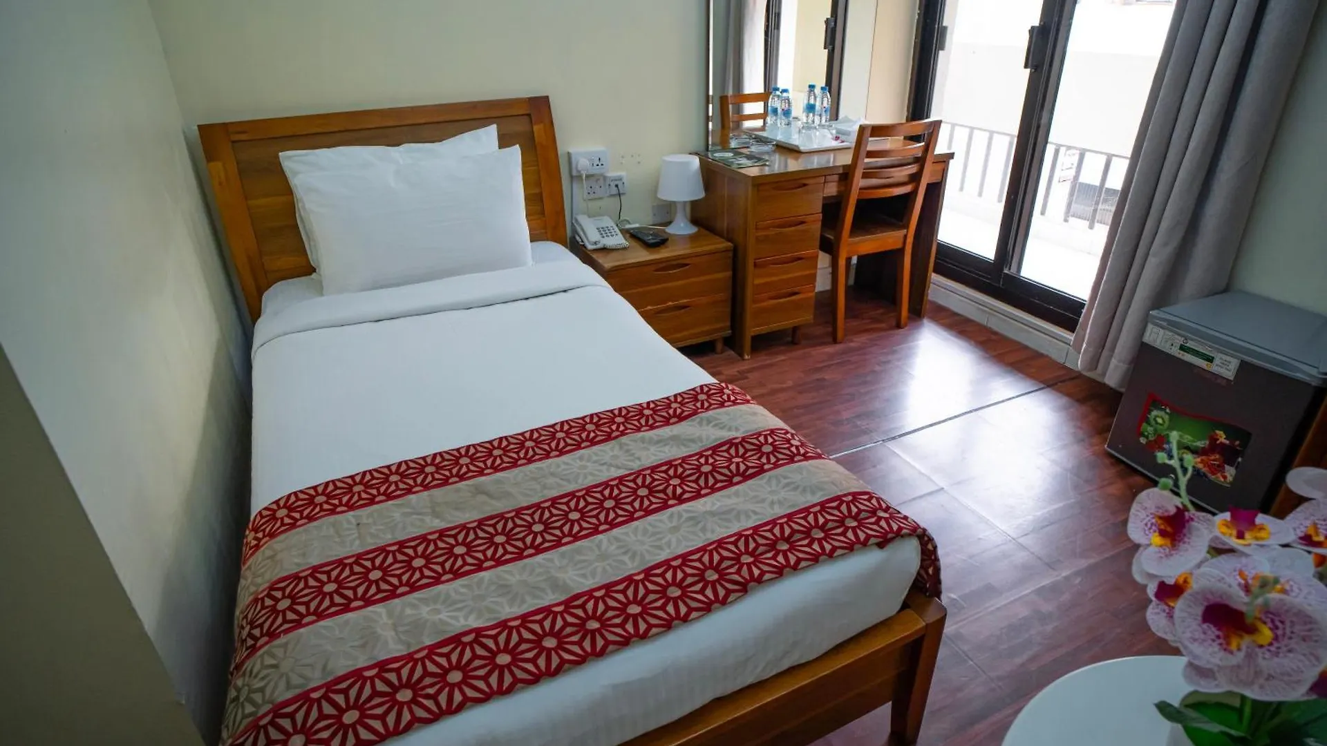 Al Karnak Hotel Dubai 2*,